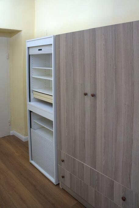 Alle'S M Shyri Studio Apartment Тирана Экстерьер фото